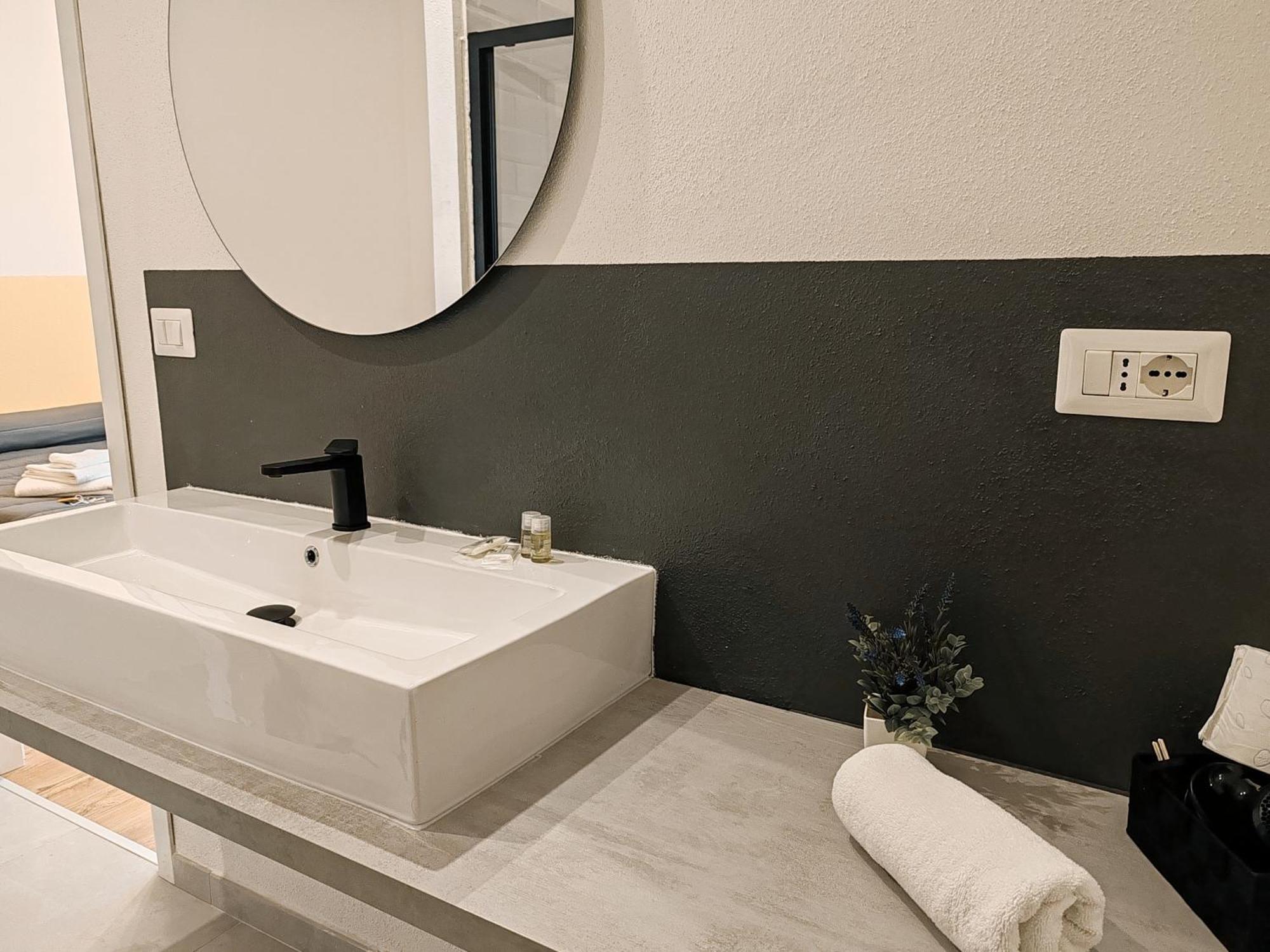 Hotel Alile Sassari Esterno foto